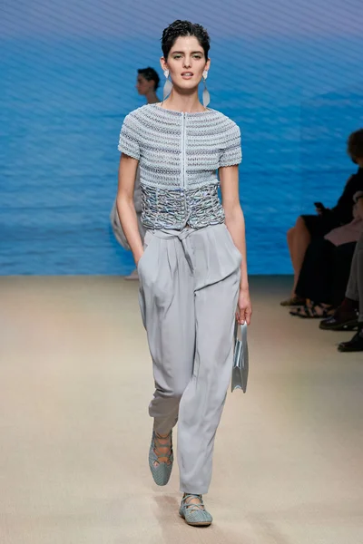 Look 22